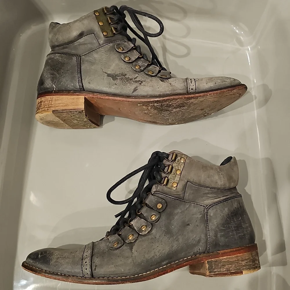 FREE PEOPLE Distressed Gray Leather Lace-Up Ankle Booties